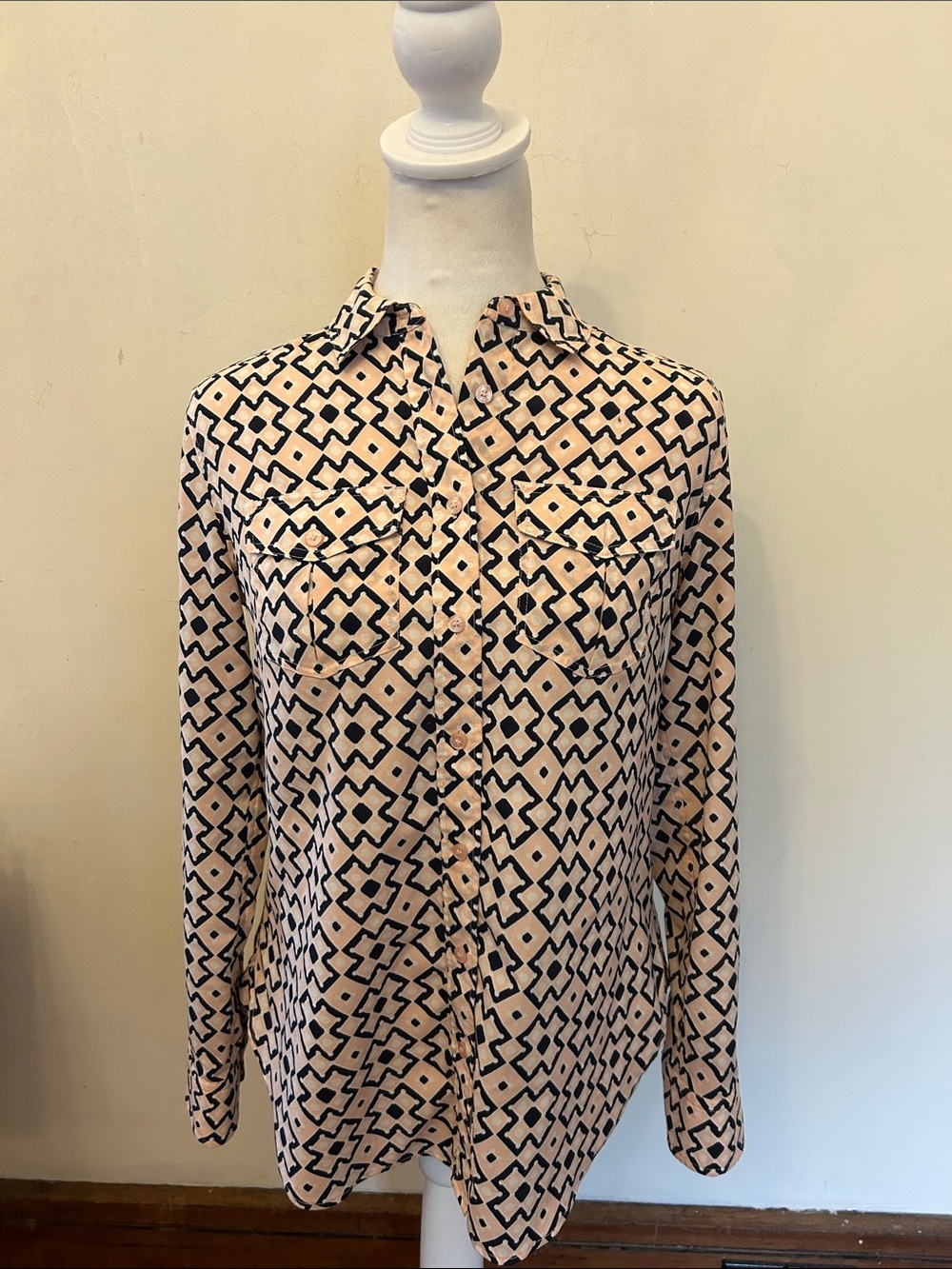 Talbots Geometric Print pink black Button-front Blouse Size XS EUC